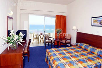 Kouzalis Beach Hotel 8
